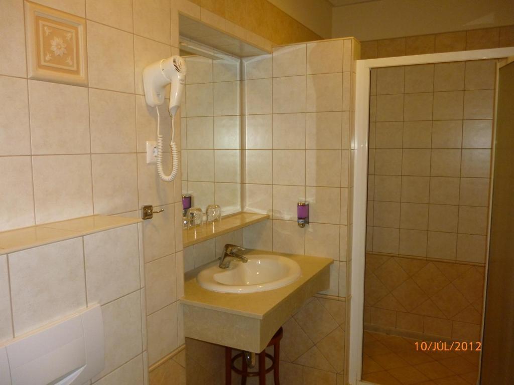 Hotel Paprika Hegyeshalom Room photo
